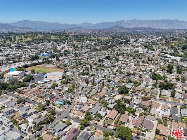 2737 W Avenue 30 Avenue, Los Angeles, CA 90065