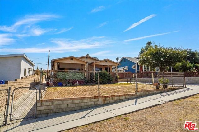 2737 W Avenue 30 Avenue, Los Angeles, CA 90065