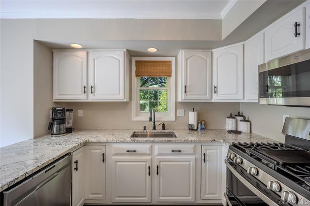 63 Spruce Ridge Drive, Fishkill, NY 12524