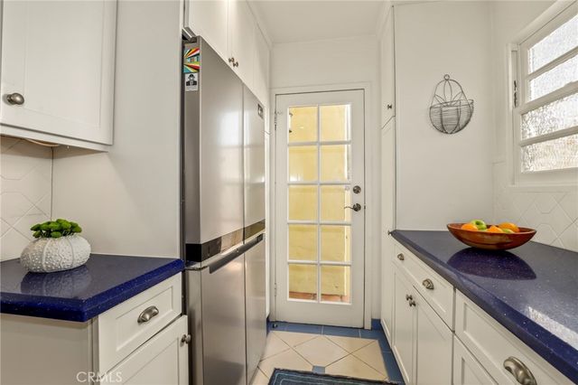 1619 S Curson, Los Angeles, CA 90019