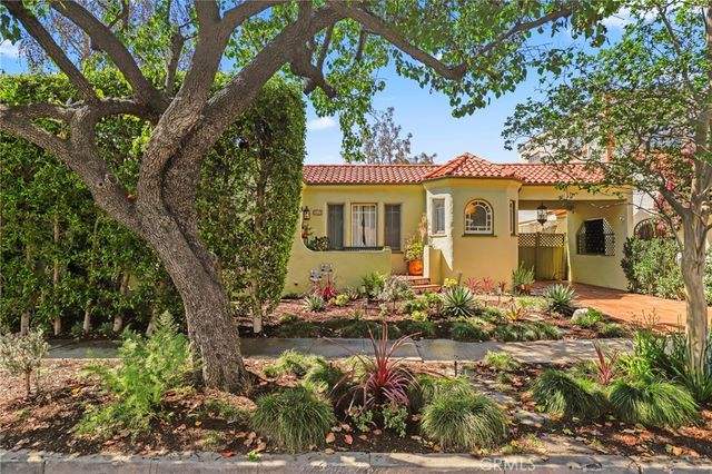 1619 S Curson, Los Angeles, CA 90019