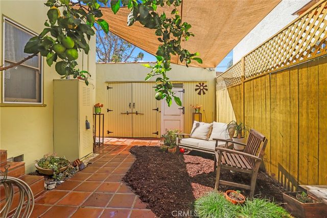 1619 S Curson, Los Angeles, CA 90019