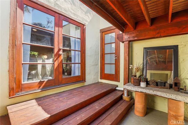 1619 S Curson, Los Angeles, CA 90019