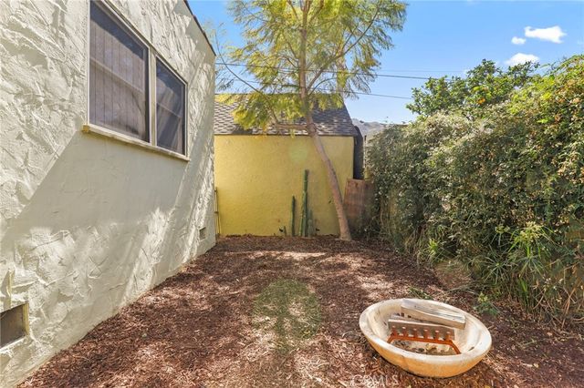 1619 S Curson, Los Angeles, CA 90019