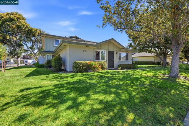 34732 Skylark Dr 4, Union City, CA 94587