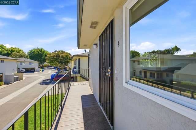34732 Skylark Dr 4, Union City, CA 94587