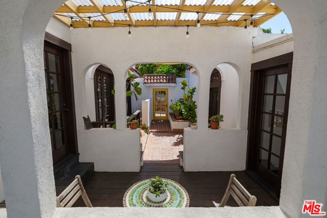 1633 Lemoyne Street, Los Angeles, CA 90026