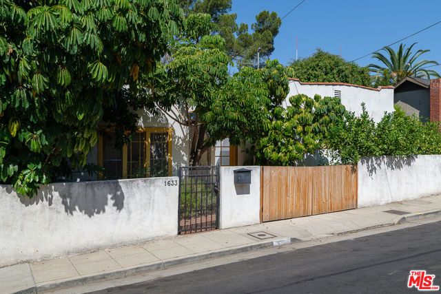 1633 Lemoyne Street, Los Angeles, CA 90026