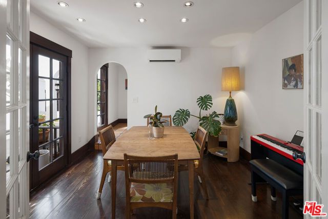 1633 Lemoyne Street, Los Angeles, CA 90026