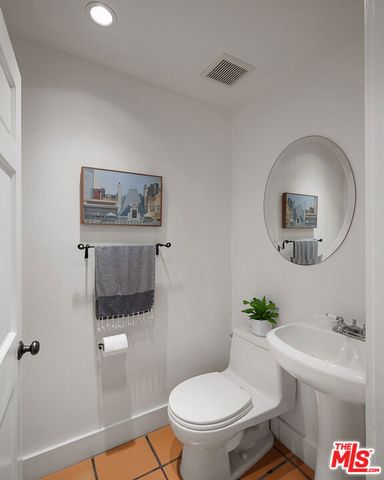 1633 Lemoyne Street, Los Angeles, CA 90026