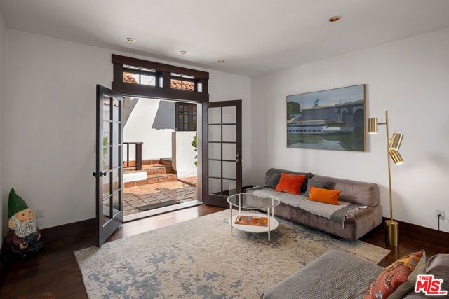 1633 Lemoyne Street, Los Angeles, CA 90026