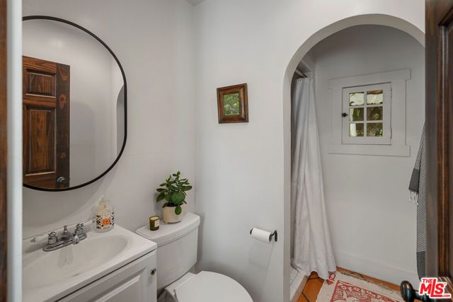 1633 Lemoyne Street, Los Angeles, CA 90026