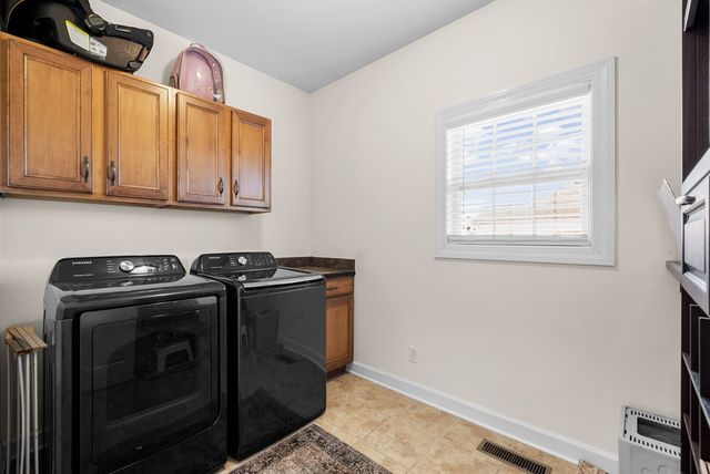 160 Farmhill Drive, Hopkinsville, KY 42240