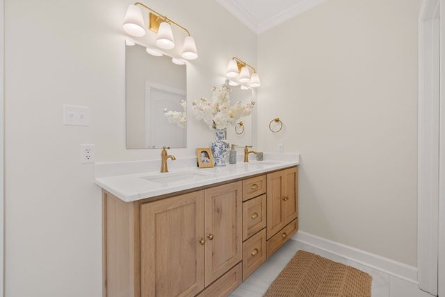 160 Farmhill Drive, Hopkinsville, KY 42240