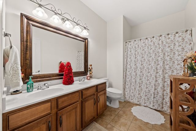 160 Farmhill Drive, Hopkinsville, KY 42240