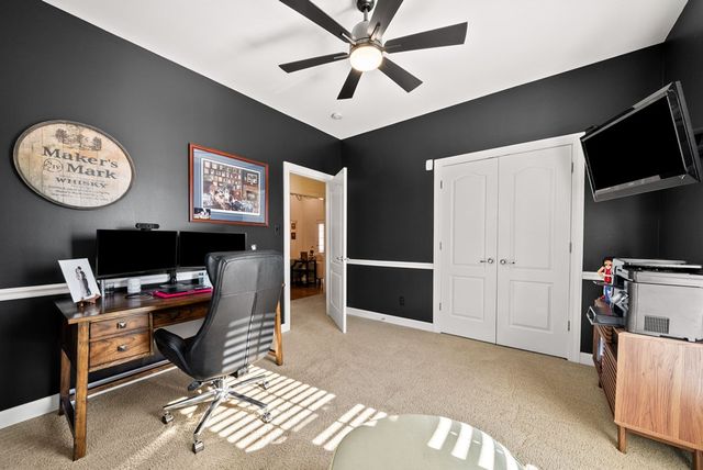 160 Farmhill Drive, Hopkinsville, KY 42240