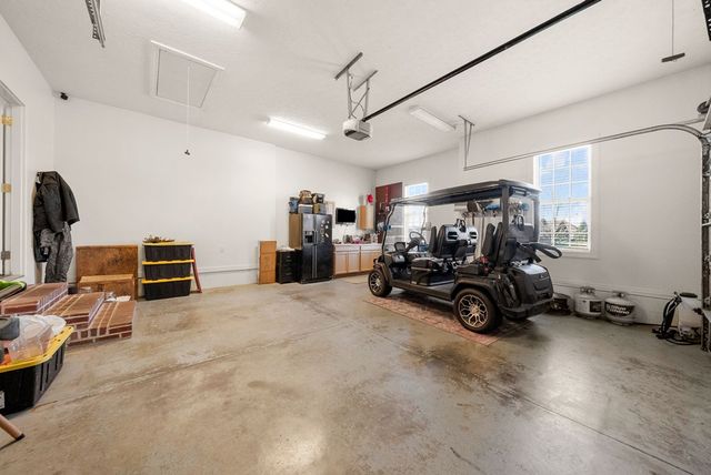 160 Farmhill Drive, Hopkinsville, KY 42240