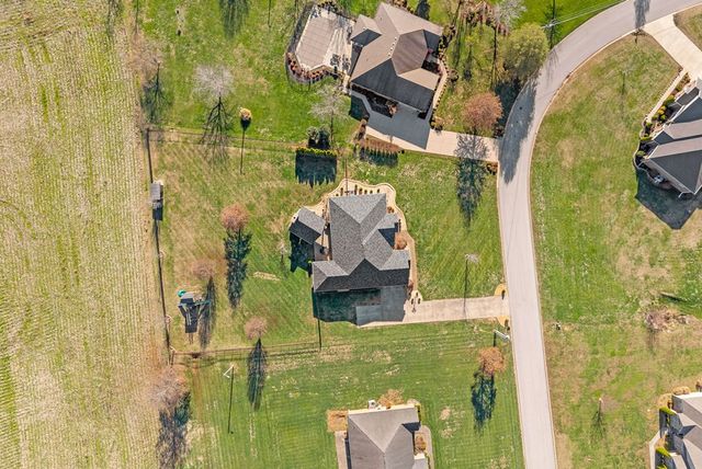 160 Farmhill Drive, Hopkinsville, KY 42240