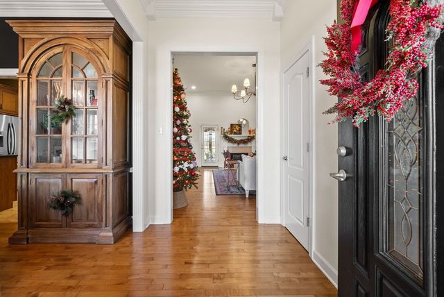 160 Farmhill Drive, Hopkinsville, KY 42240