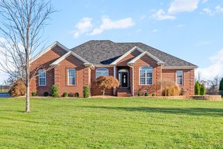 160 Farmhill Drive, Hopkinsville, KY 42240