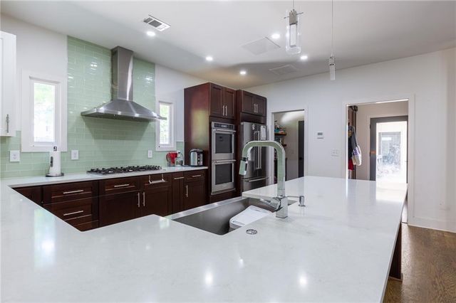 866 Nottingham Drive, Avondale Estates, GA 30002