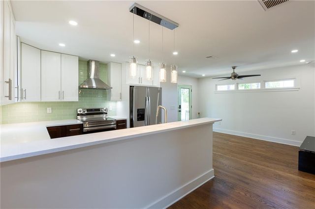 866 Nottingham Drive, Avondale Estates, GA 30002