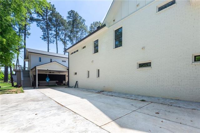 866 Nottingham Drive, Avondale Estates, GA 30002