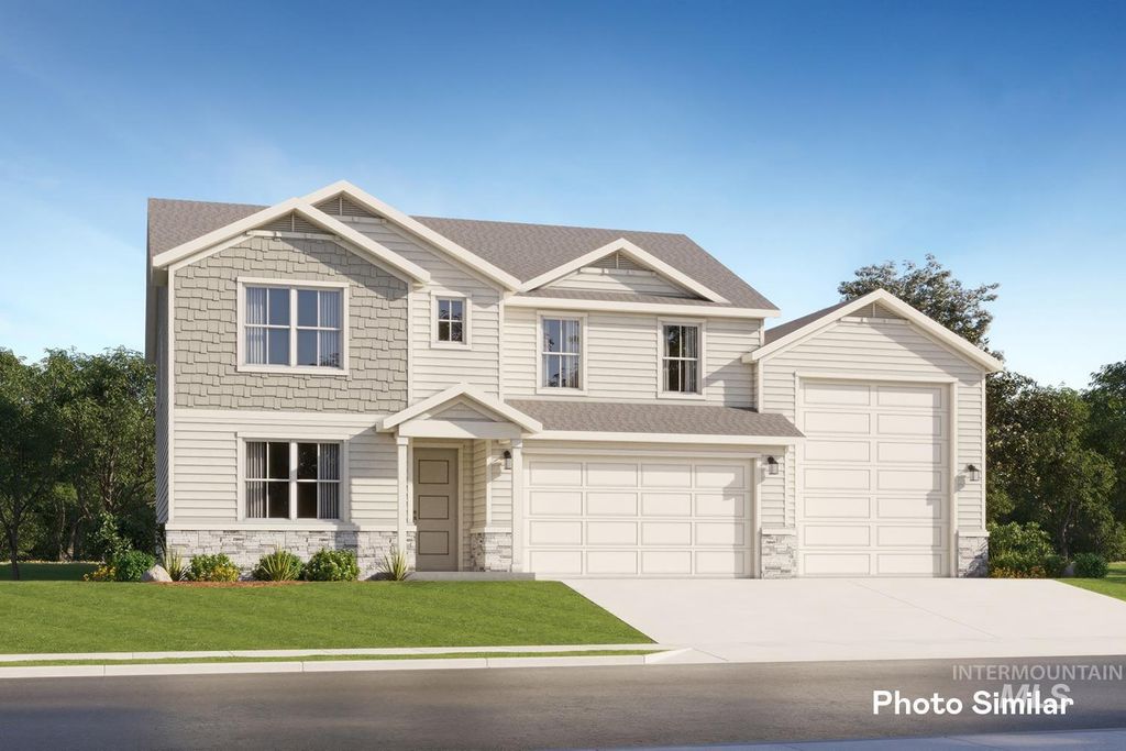 5499 E Victoria Falls Dr, Nampa, ID 83686