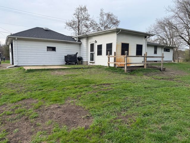 1034 Woodlawn Avenue, Michigan City, IN 46360