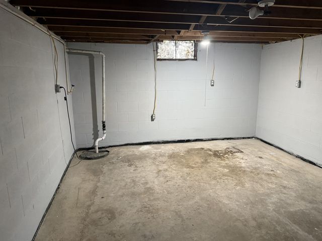 1034 Woodlawn Avenue, Michigan City, IN 46360