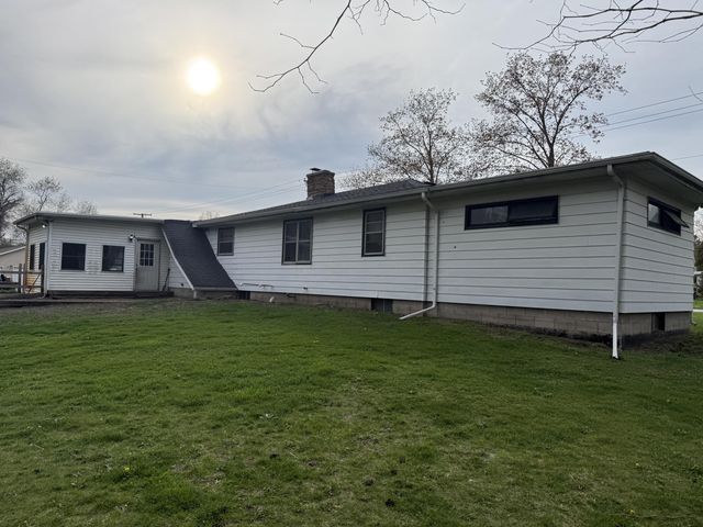 1034 Woodlawn Avenue, Michigan City, IN 46360