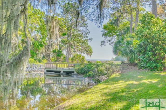 5 Windlass Court, Savannah, GA 31411