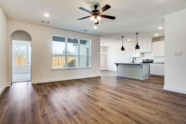 2405 Donella Drive, Denton, TX 76207