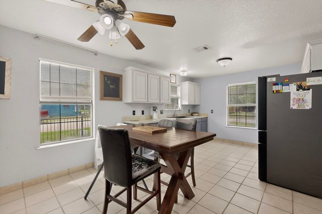 494 Park Street, Cleburne, TX 76031