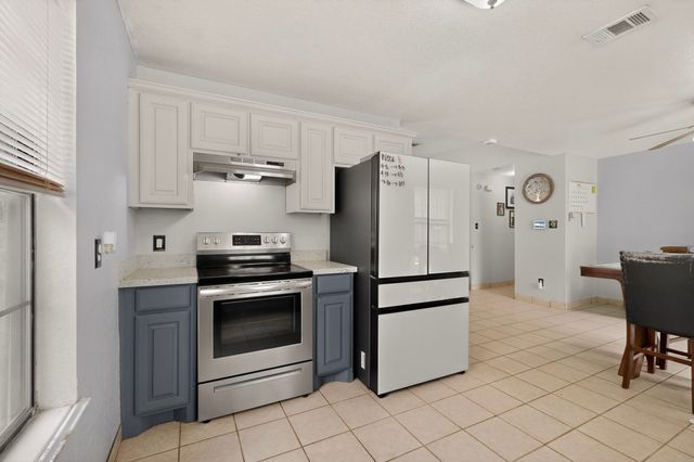 494 Park Street, Cleburne, TX 76031