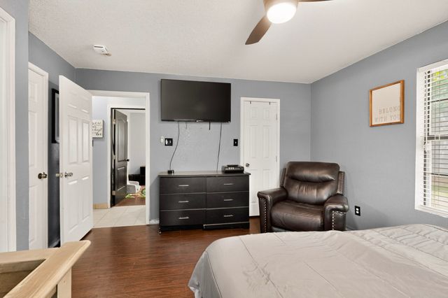 494 Park Street, Cleburne, TX 76031