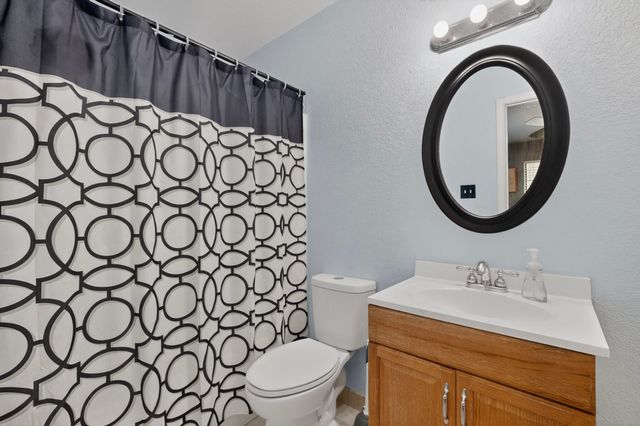 494 Park Street, Cleburne, TX 76031