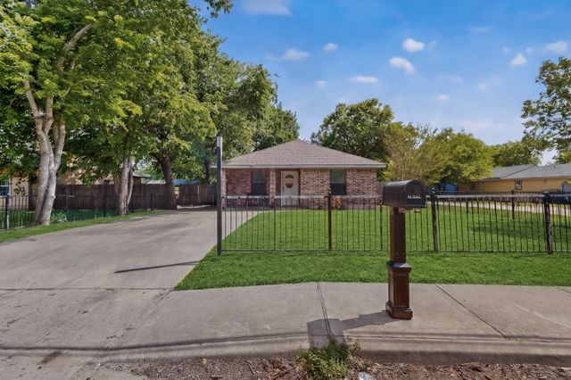 494 Park Street, Cleburne, TX 76031