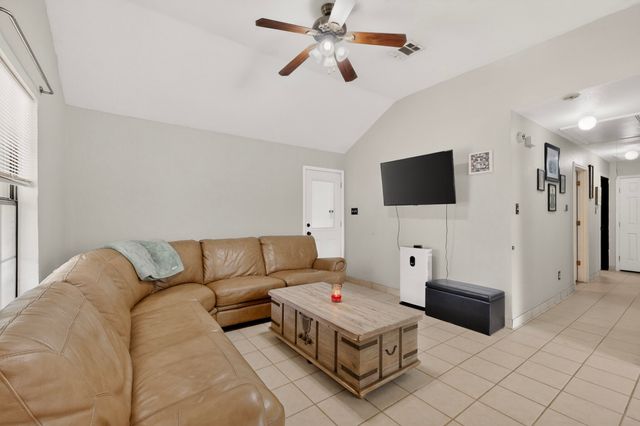 494 Park Street, Cleburne, TX 76031