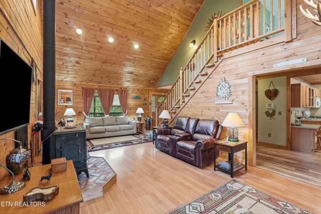 246 Cross Drive, Monterey, TN 38574