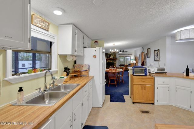 6589 SELDOM REST Road, Green Cove Springs, FL 32043