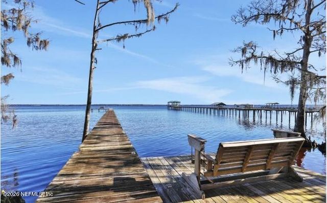 6589 SELDOM REST Road, Green Cove Springs, FL 32043