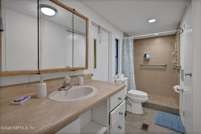 6589 SELDOM REST Road, Green Cove Springs, FL 32043