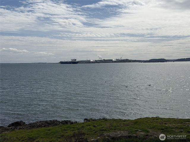 7670 Holiday Boulevard, Anacortes, WA 98221
