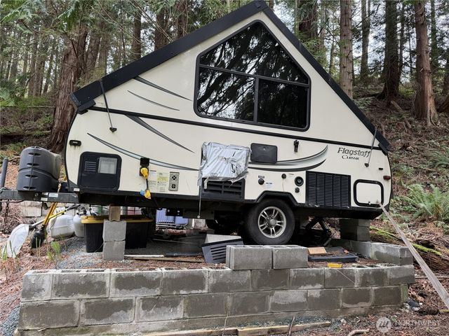 7670 Holiday Boulevard, Anacortes, WA 98221