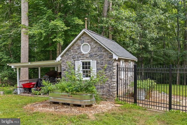 10707 GORDON RD, Spotsylvania, VA 22553