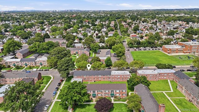 985 Fenwood 3, Valley Stream, NY 11580