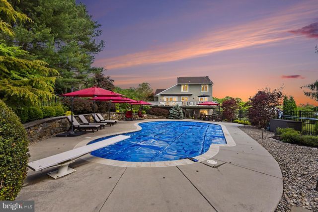 4 ZELDA CT, White Hall, MD 21161