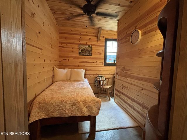 361365 County Road 38, Riceville, TN 37370
