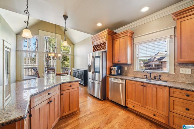 1016 DUNSMORE DRIVE, Chelsea, AL 35043